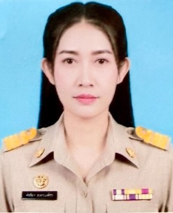 นางสาวพัชรียา สุวรรณเพ็ชร